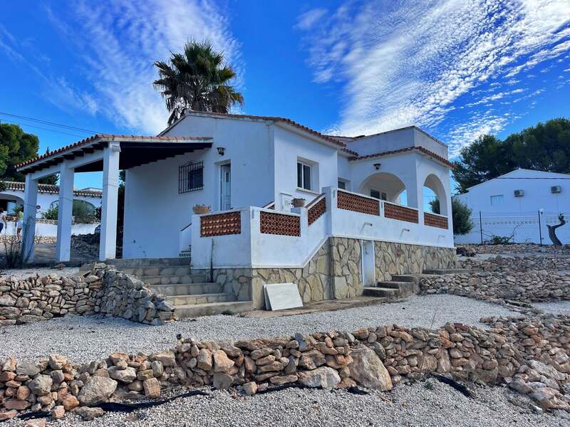 Luxurious Villas for Sale in Moraira - Hamiltons Of London