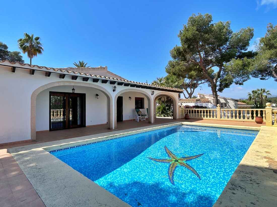 Luxurious Villas for Sale in Moraira